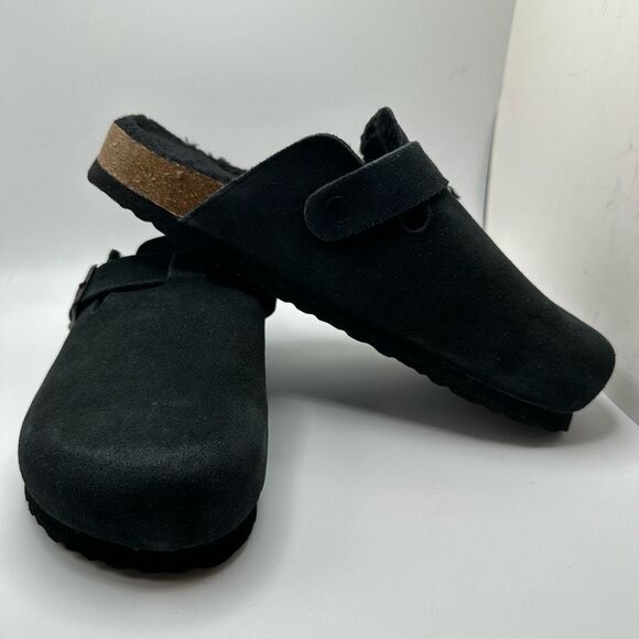 CUSHIONAIRE Women's Cork Footbed Clog with Genuine Leather Upper, Faux Fur Linin - Picture 6 of 7